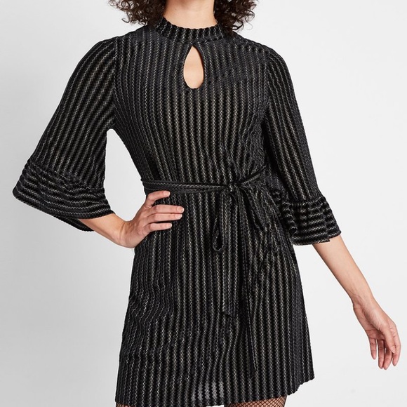 Modcloth Dresses & Skirts - Modcloth black and metallic party dress